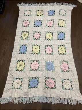 Gorgeous Handmade Vintage 3D Floral Granny Square Crochet Afghan / Throw Blanket